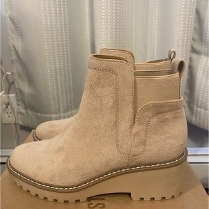 DV Dolce Vita Ankle Booties